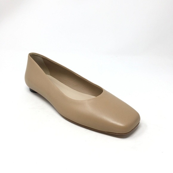 Everlane Shoes - Everlane The 90s Square Toe Women's Size 8.5 A Tan Taupe Leather Flats Shoes